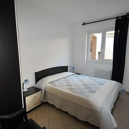 Lägenhet Piazzo Sleeps 4 Pool Wifi *