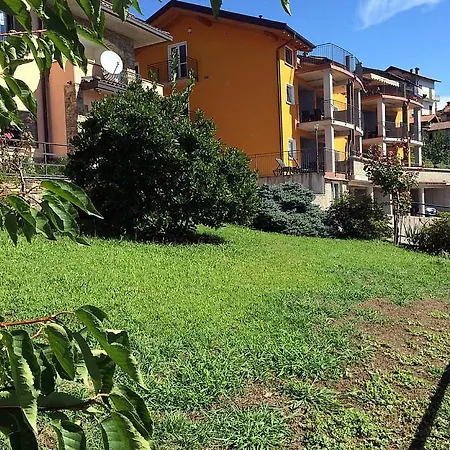 Lägenhet Piazzo Sleeps 4 Pool Wifi Vercana